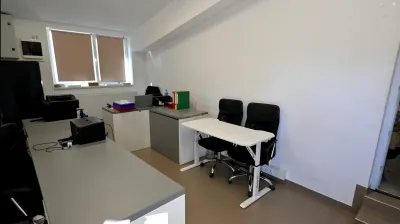 Investitie | Două hale de vânzare în Suceava | 2.282 mp | 8.984 mp teren | 3 căi de acces | Acces TIR | 2.100.000 Euro + TVA | Comision 0% - foto 8