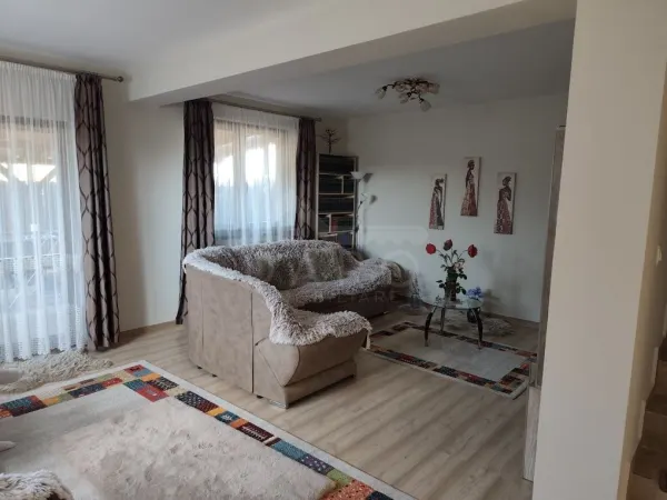 Casă 4 camere Sâncraiu de Mureș - poza 3