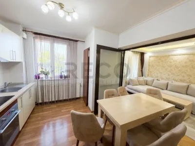 RECO, Apartament 3 camere, decomandat, Zona Centrala, Sanmartin - foto 2