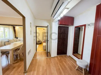 RECO, Apartament 3 camere, decomandat, Zona Centrala, Sanmartin - foto 12