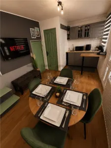 RECO Apartament ultracentral, complet renovat - Oradea