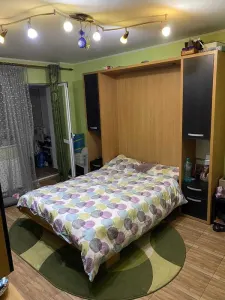 Garsoniera decomandata de inchiriat – 32 mp utili, etajul 7 / 10 Lacul Tei - Bucuresti