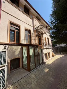 Victoriei - Titulescu , Vila D+P+M, nemobilata - Bucuresti