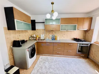 Apartament 3 camere Cantemir - zona Podu Ros - foto 7