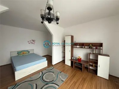 Royal Imobiliare - Vanzare Garsoniera  Zona Ultracentrala - foto 3