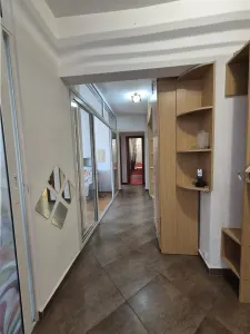 Apartament  4 camere decomandat Cetate etaj3, 120000 euro - foto 12