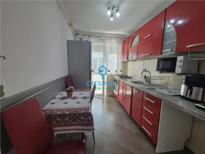 Apartament  4 camere decomandat Cetate etaj3, 120000 euro - foto 3