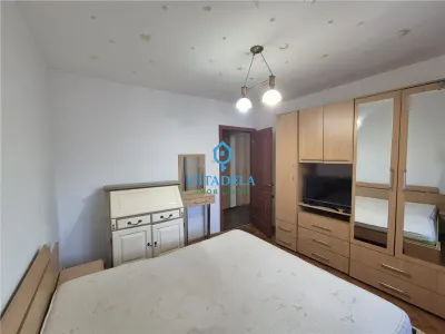 Apartament  4 camere decomandat Cetate etaj3, 120000 euro - foto 8