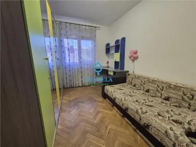 Apartament  4 camere decomandat Cetate etaj3, 120000 euro - foto 10