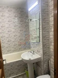 Apartament 2 camere etajul 2 zona Dacia - centrala proprie - foto 5