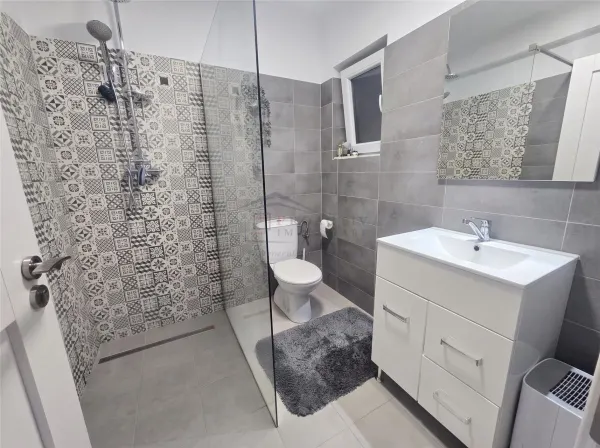 Casă 4 camere Ipotești - poza 5