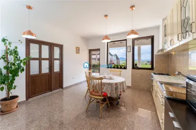 Casa individuala de exceptie in Izvor – Tarlungeni, Teren 1.505 mp, Vedere spre munti - foto 7