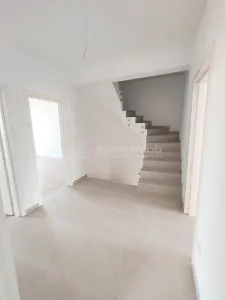 Vanzare - Casa - Vila - Prelungirea Ghencea - Cartierul Latin - 235000E TVA INCLUS - Comision 0 ! - foto 13