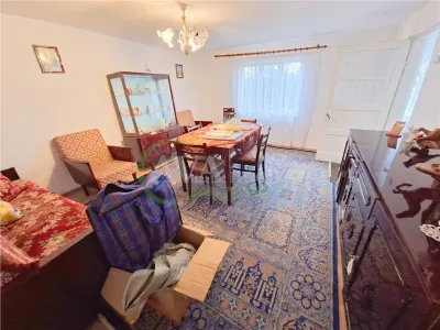 Casa 3 camere, teren 549 mp, zona Barati - Bacau