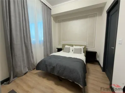 Penthouse 115 mp, terasa 30 mp, parcare+boxa, bloc nou - Focsani