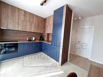 Terasa! Apartament 3 camere, Semicentral, zona The Office+Garaj - foto 3