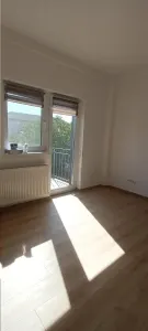 Spatiu birouri 4 camere cladire noua  etaj 2 - Complexul Studentesc - foto 3
