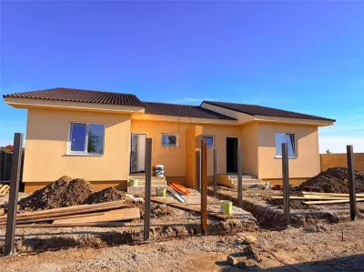 NOU PE PIATA - DUPLEX PE PLAN - ACCES FACIL - Mosnita Noua