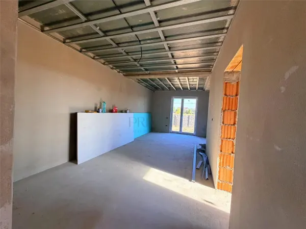 Casă 3 camere Moșnița Nouă - poza 2