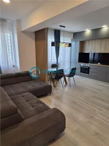 Royal Imobiliare- Inchiriere apartament 3 camere, zona 9 Mai - foto 3