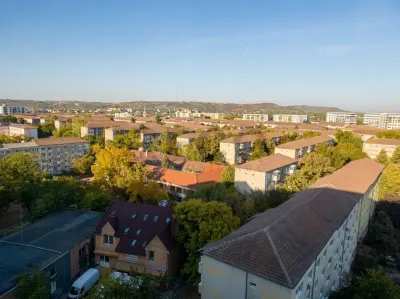 RECO Apartament 3 camere, etajul 10, Nufarul Oradea - foto 10