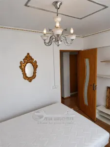De vanzare apartament | 3 camere, Bd. Independenței, la 2 minute de UMF | ideal investiție / regim hotelier - foto 1