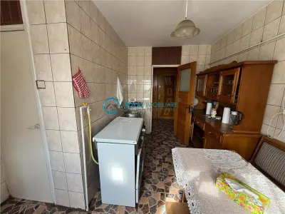 Royal Imobiliare - Inchiriere apartament 2 camere zona Democratiei - foto 7