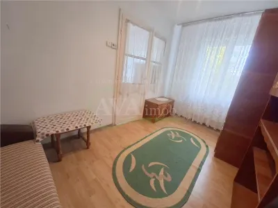 Apartament 2 camere nedecomandat, zona Piata Sud - foto 9
