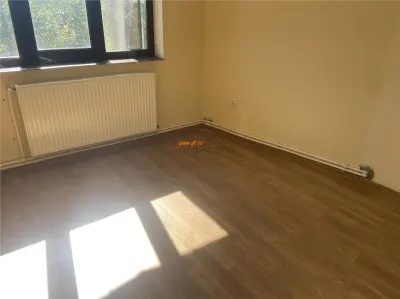 Casa de vanzare in sat Hangulesti cu suprafata de 133 mp , suprafata teren 2000 mp - foto 6