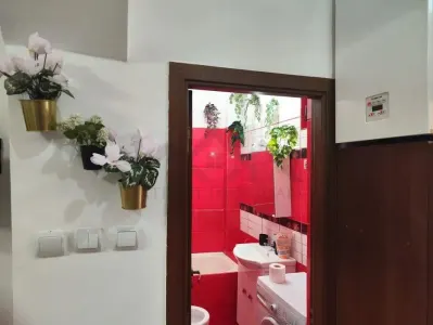 Apartament 2 camere + terasa proprie , centrala proprie , zona Garii - foto 7