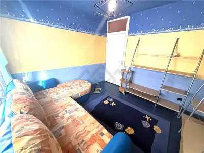 Apartament 3 camere ,  zona Aradului - foto 12
