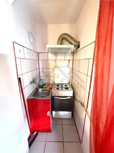 Apartament 3 camere ,  zona Aradului - foto 3