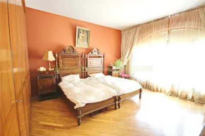 Apartament spatios cu doua camere de inchiriat la casa - foto 13