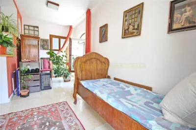 Corp de casa cu doua camere de inchiriat - foto 17