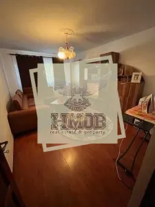 Apartament decomandat 3 camere 70 mp utili Vasile Aaron - foto 2