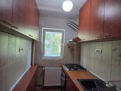 Garsoniera Titan - Metrou 1 Decembrie - foto 4