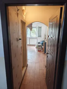 Vand garsoniera,25 mp.,la parter.str.Uzinelor,Nr.4 - Oradea