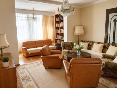 Baia Mare Vanzare Casa solida pentru doua familii cu teren generos - foto 5