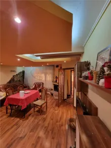 Iasi - zona Capat Cug - Valea Adanca Casa de vanzare - Ocazie - foto 5