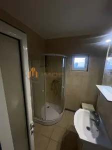 zona Dacia - Decomandat Apartament cu 3 camere - foto 7