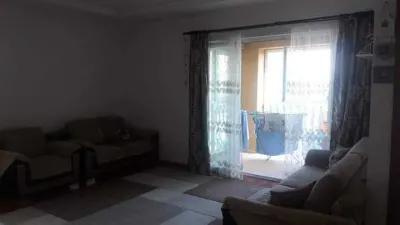 Proprietar apart 2 camere Cosmopolis inchiriez faza 1, 4/10 vis a vis Lidl mobilat terasa spatioasa inchisa termopan open space ,pret negociabil - foto 3