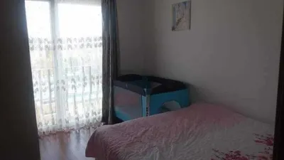 Proprietar apart 2 camere Cosmopolis inchiriez faza 1, 4/10 vis a vis Lidl mobilat terasa spatioasa inchisa termopan open space ,pret negociabil - foto 5