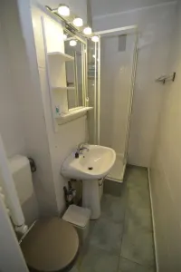 Inchiriere Apartament 4 camere Mihai Bravu 5 min de statia de metrou Dristorului - foto 8