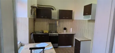 Apartament 3 camere  Piata Traian | cladire istorica | 61,44 mp plus boxa 29,26 mp si cota teren - foto 12