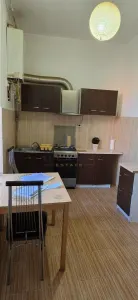 Apartament 3 camere  Piata Traian | cladire istorica | 61,44 mp plus boxa 29,26 mp si cota teren - foto 13