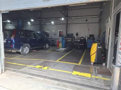 Service auto, 220 mp, complet utilat, zona Centrala - foto 6