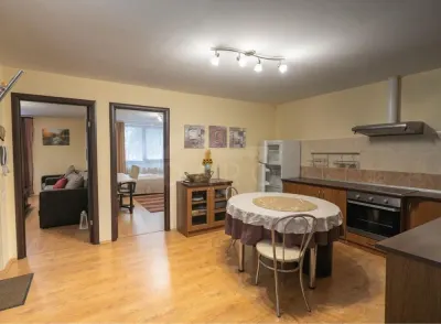 Apartament 3 camere de inchriat la casa aproape de UMF - foto 4