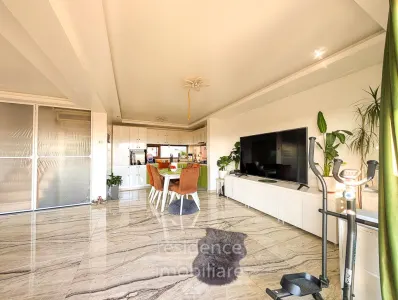 Casa 3 camere cu ciubar si curte, Voronet + Parcare - foto 5