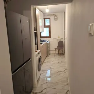 Apartament 3 camere - foto 4