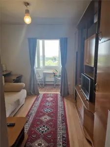 Garsoniera Cu Centrala Proprie / Zona Soarelui - foto 2
